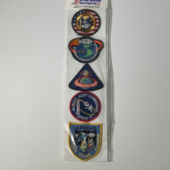 Kennedy Space Center Spaceport USA Apollo Emblems Set of 12 Made In USA (18B) - Picture 3 of 10